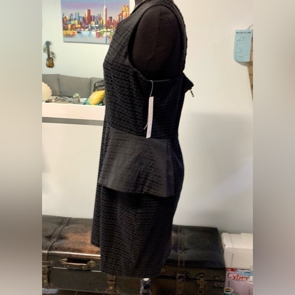 NWT❤️Dylan and Rose Black Geo CrossStrap Dress-M - Picture 3 of 10